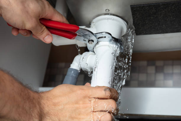 Best 24/7 water damage repair  in North Lakeport, CA